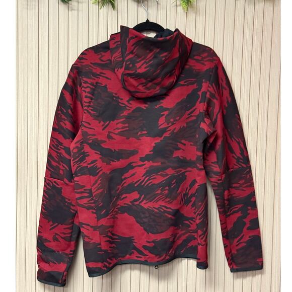 Nike Tech Fleece Tracksuit Red Camo Hoodie Size M - DQ4956-070 - Picture 3 of 14